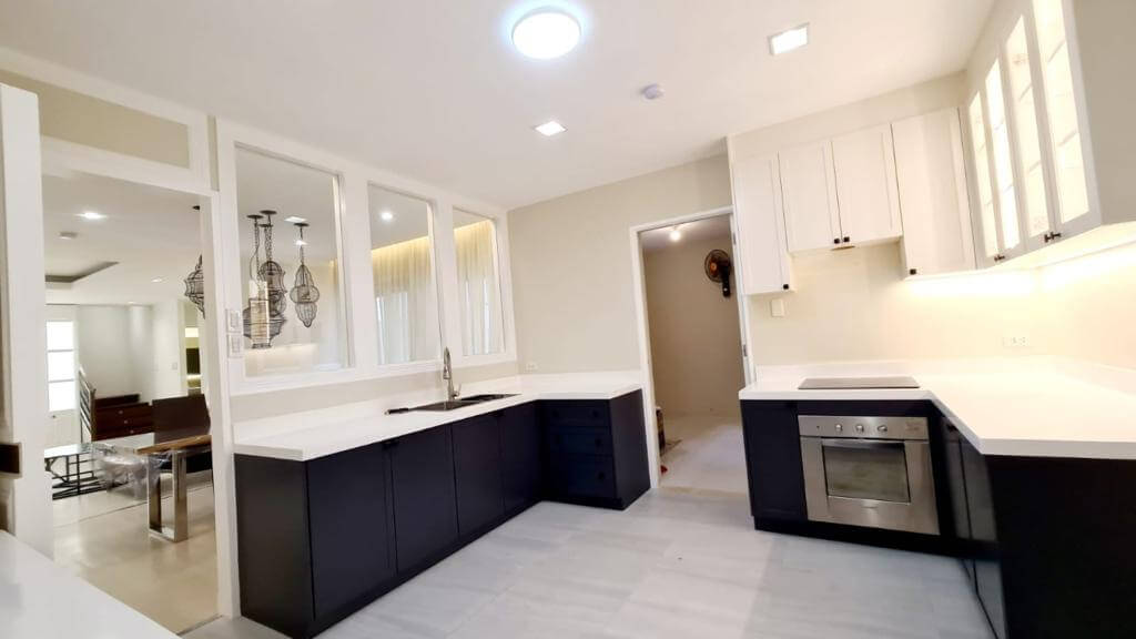 5Bedroom Combined Townhouse at Ametta Place by Ayala Land in Pasig