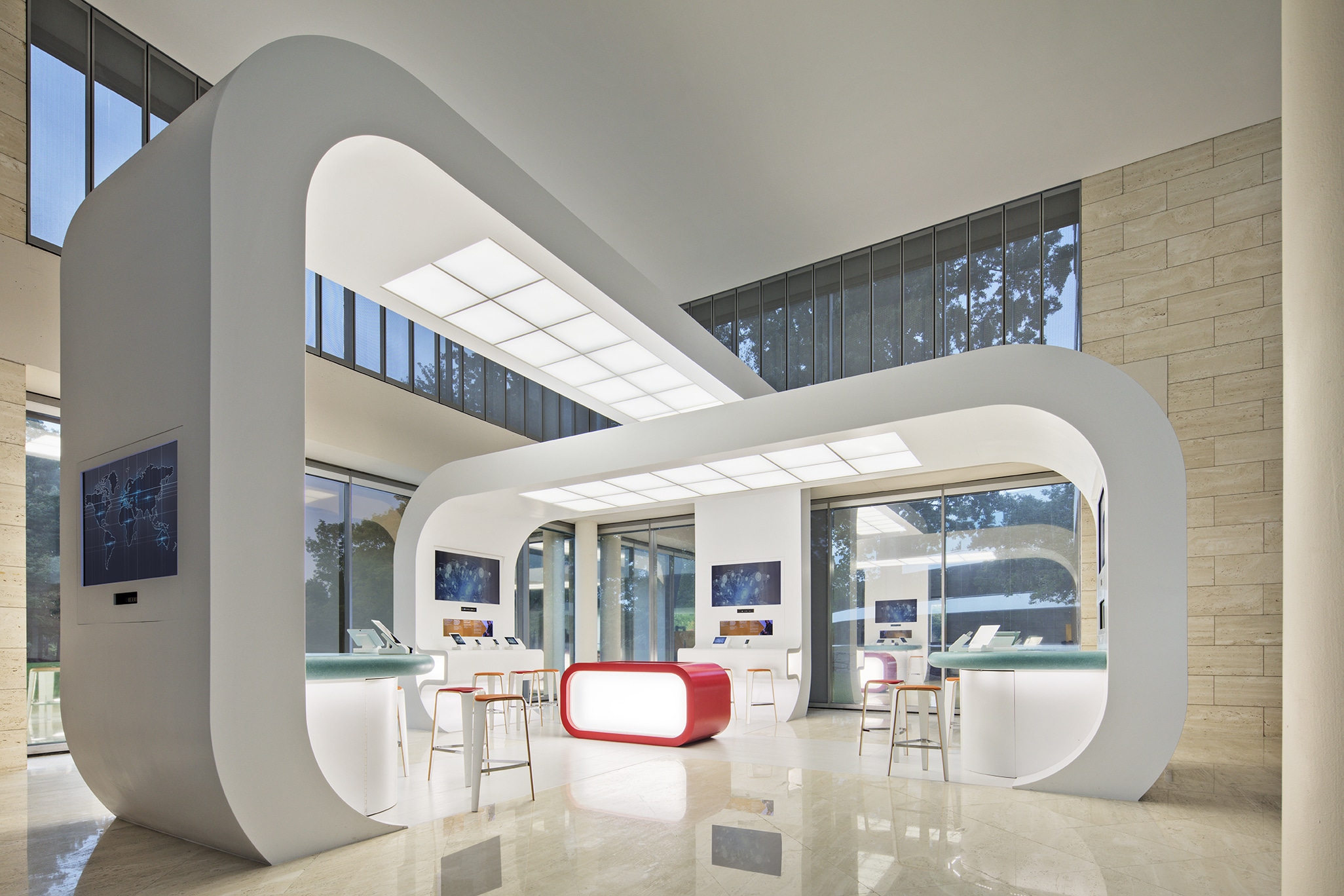 Global Technology Company Lobby Showcase Remiger Design