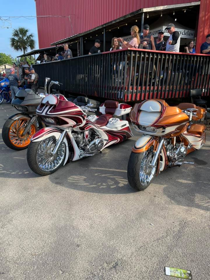 Peppermint Renegade Cycles