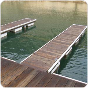 The Difference Between Boat Slips And Docks: Which Is Right For Your Lake House? | Renegar Construction, Lake Norman Nc