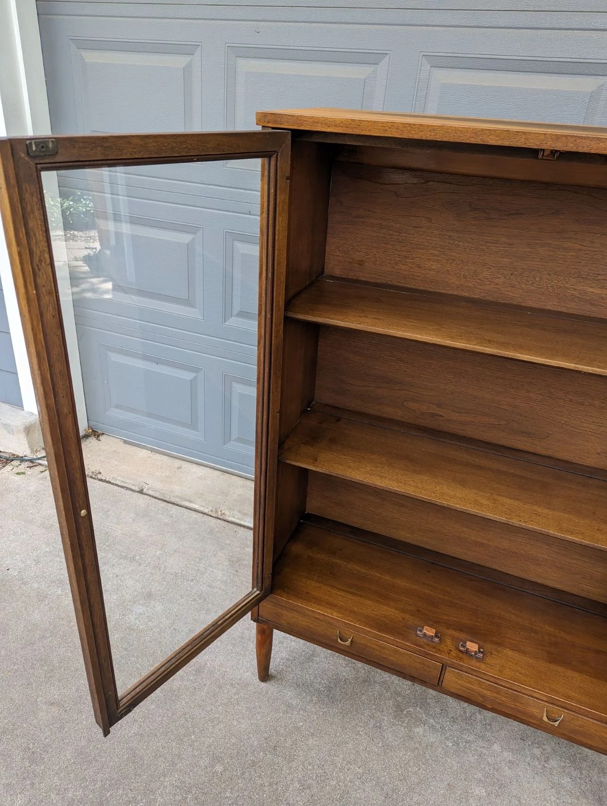 Broyhill Brasilia Bookcase - Renewed Perspective