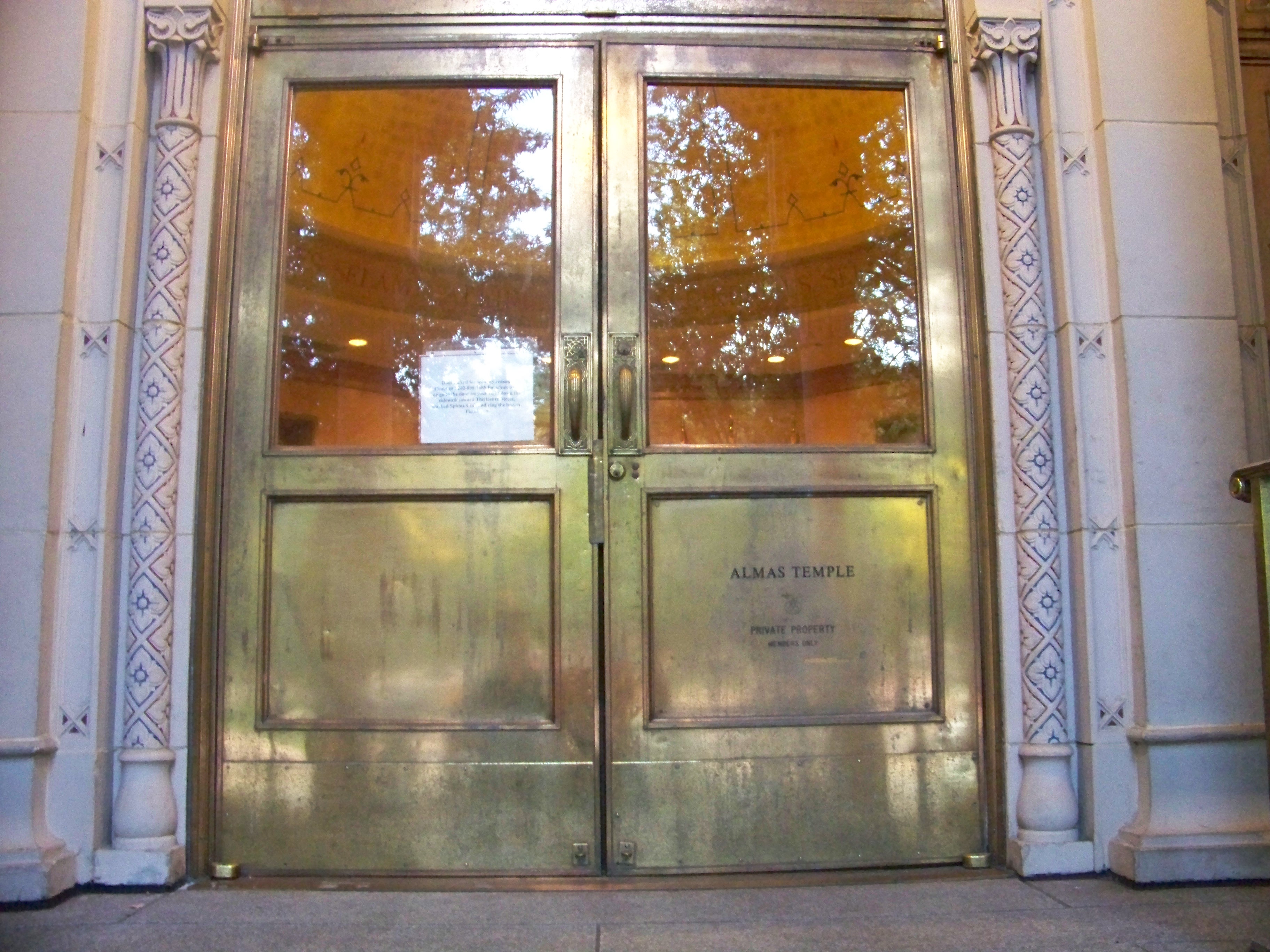 Bronze Doors Franklin Square, DC renew restoration, inc.
