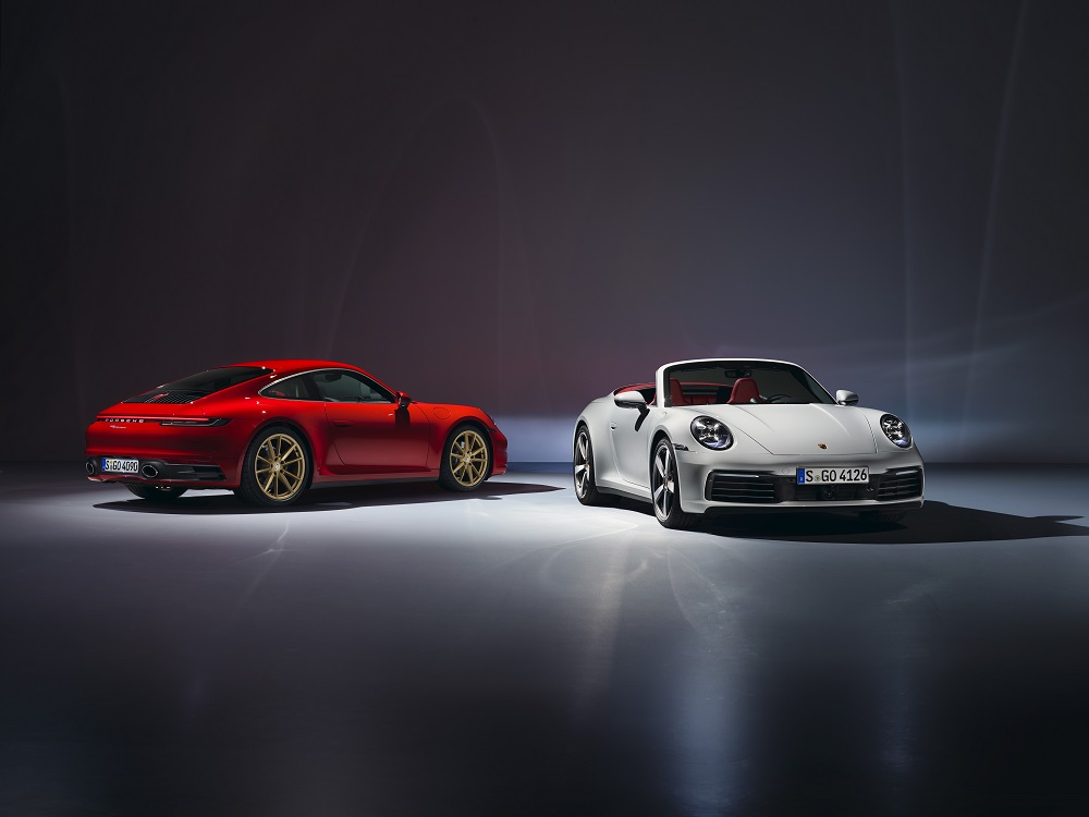 2020 Porsche 911 Carrera