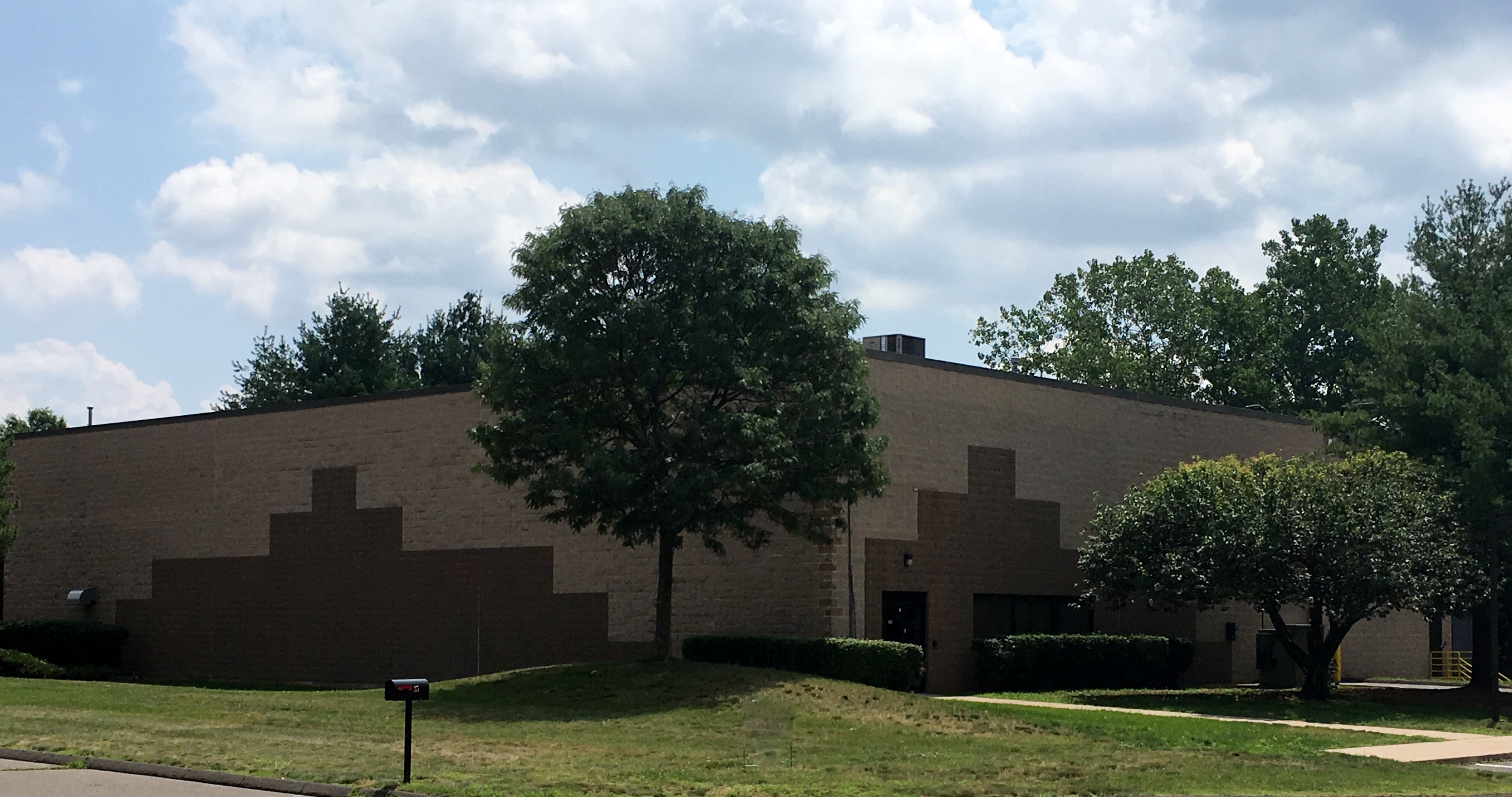 Reno Properties Group Brokers 13,500 SF Lease Reno Properties Group