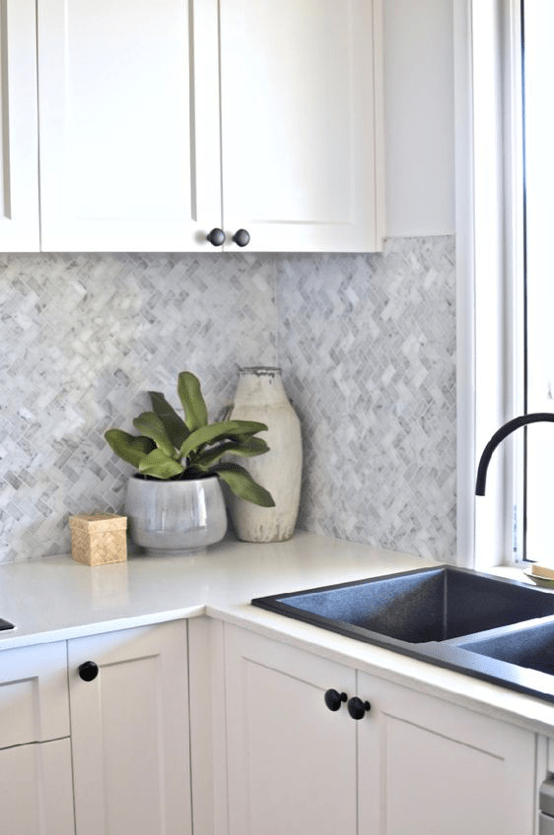 How To Create The Perfect Hamptons Kitchen