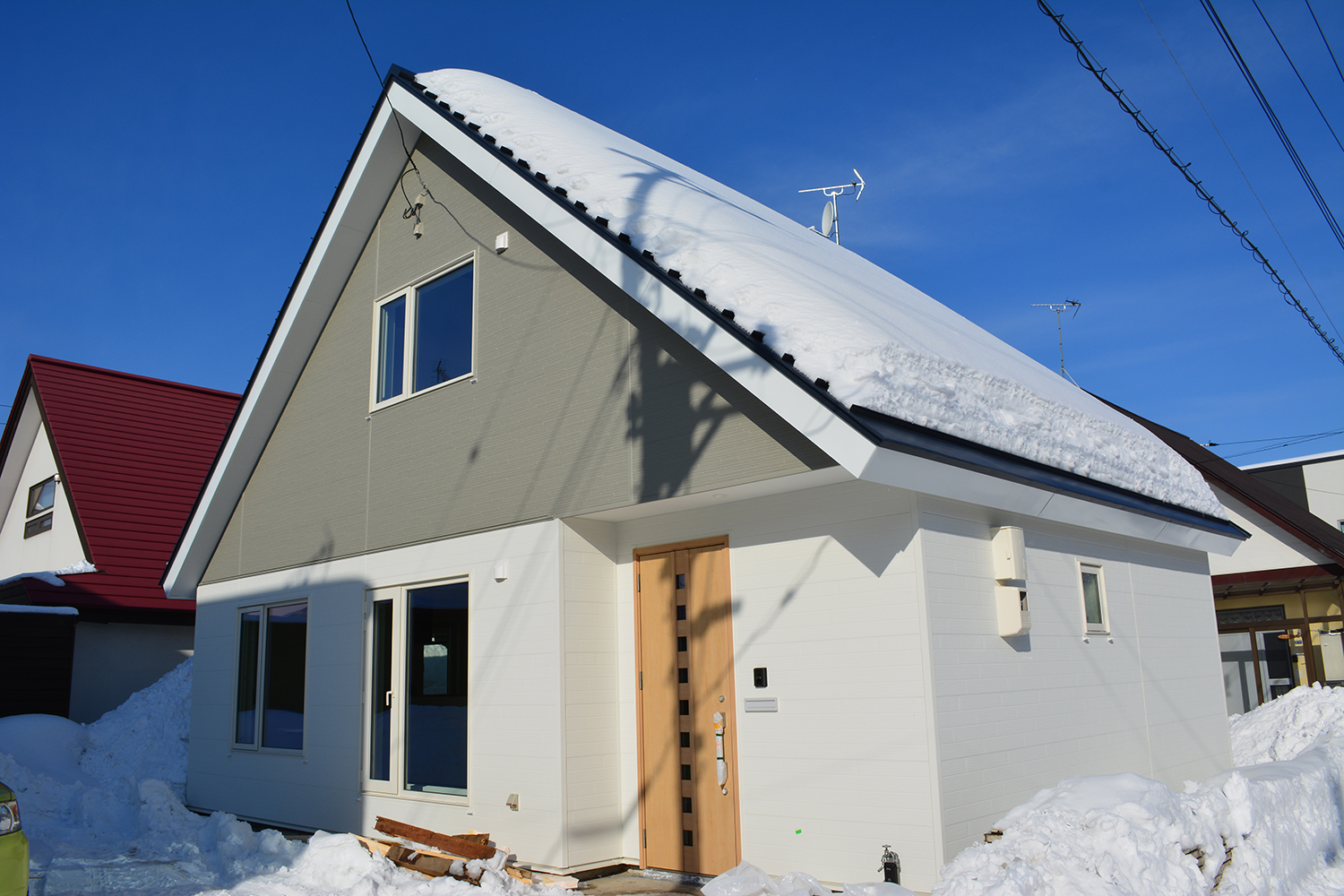 山小屋風に仕上げた、北海道らしい三角屋根の長期優良リノベ住宅 リノベーション事例 RENOVATION PORTAL（リノベーション協議会）