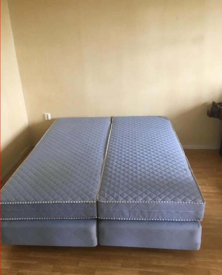 Jysk Dubbelsäng 160 Dubbelsäng 160 bortskänkes Stockholm
