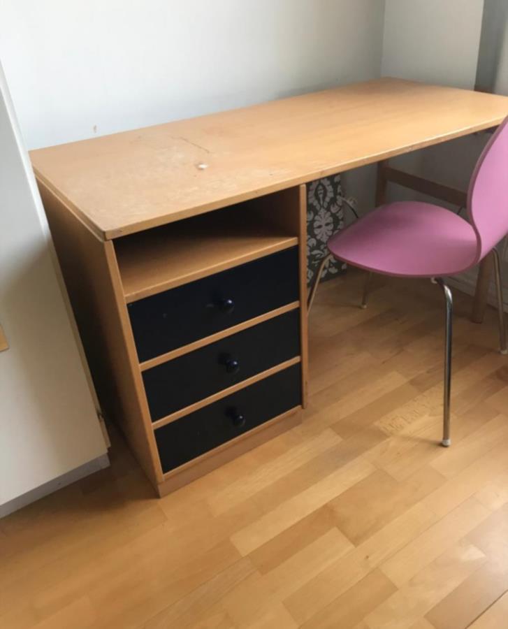 Hurts Till Skrivbord Skrivbord med hurts 125 x 60 bortskänkes Stockholm