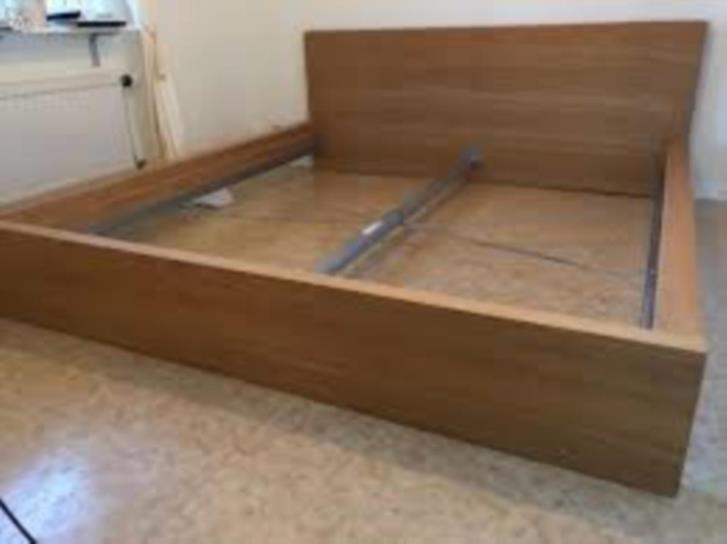 malmsäng Malm Säng Ikea 180Cm Bortskänkes | Skåne