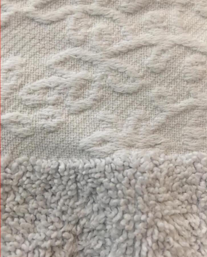 Vita Badlakan Stora vita badlakan ej slitna bortskänkes Stockholm