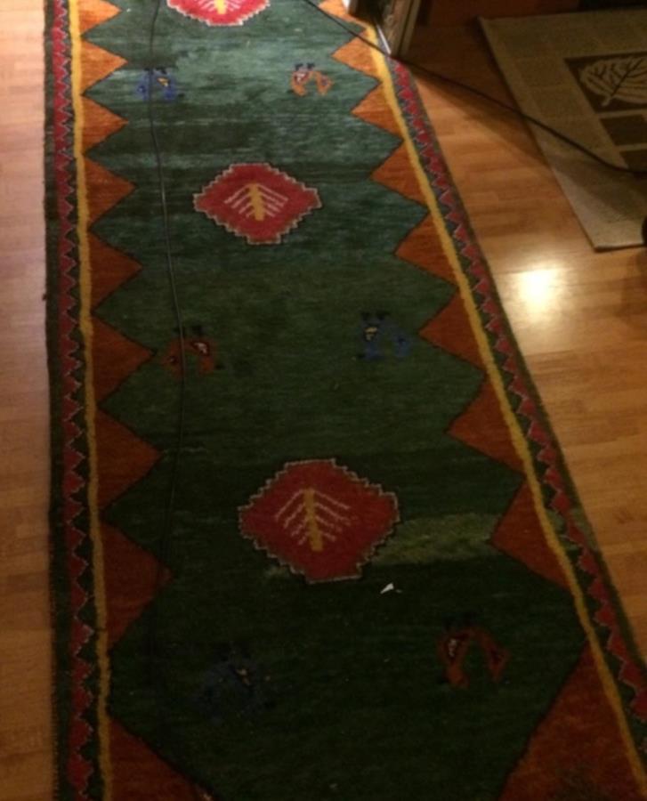 Lång Gångmatta Gångmatta (lång och smal) bortskänkes Stockholm