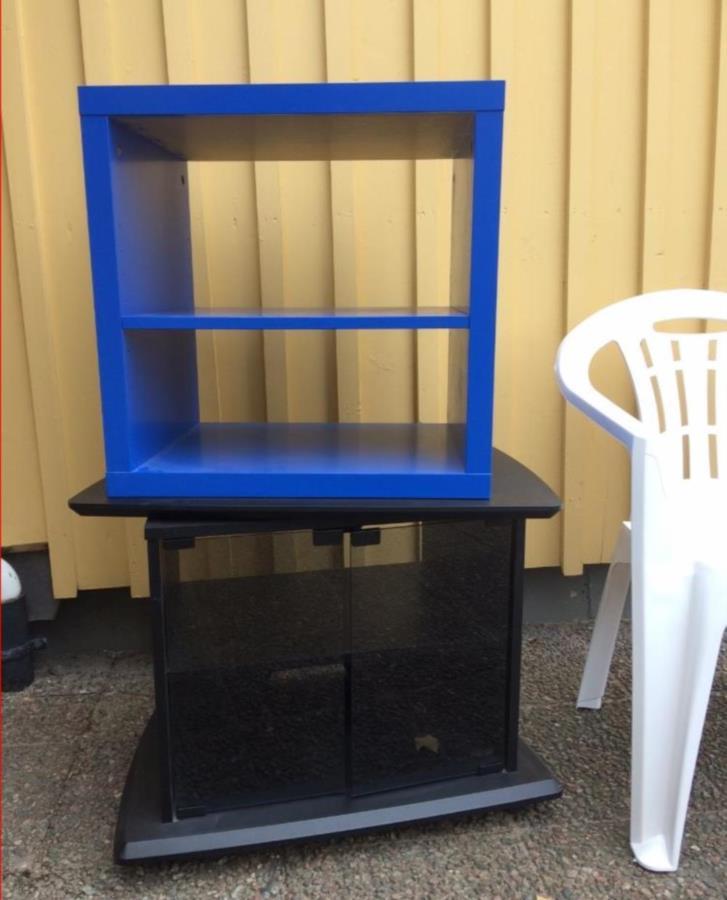 Avlastningsbord Tv Avlastningsbord och TVbord bortskänkes Stockholm