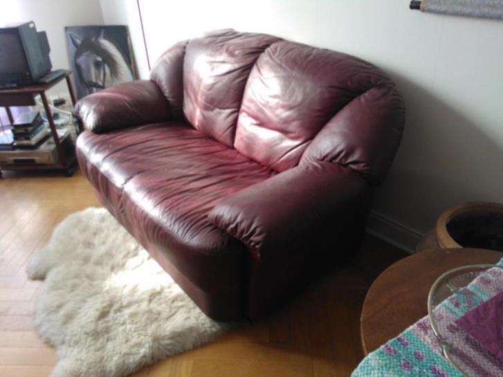 Fin Skinnsoffa Fin skinnsoffa från Asko Finncenter bortskänkes Stockholm