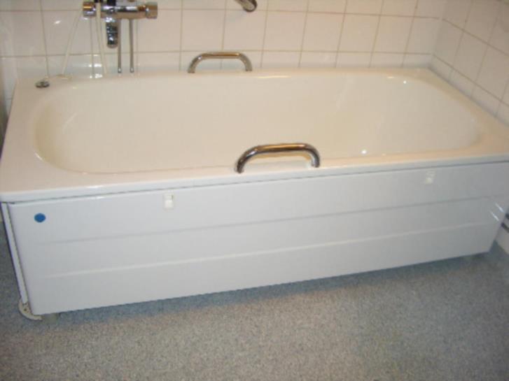 Gustavsberg Hörnbadkar Badkar Gustavsberg bortskänkes Stockholm