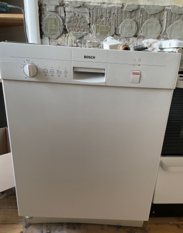 Diskmaskin Bosch bortskänkes Stockholm