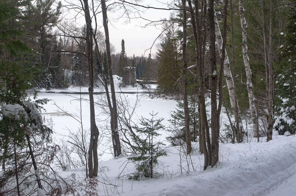 Hidden Trail 4 Bedroom Ontario Cottage Rental on Lower Fry Lake