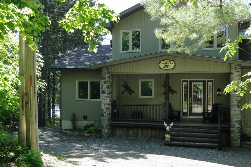 Ontario Cottage Rental in Parry Sound (McKellar)