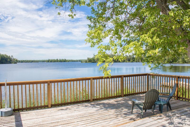 Waterfront Cottage Rental on Belmont Lake