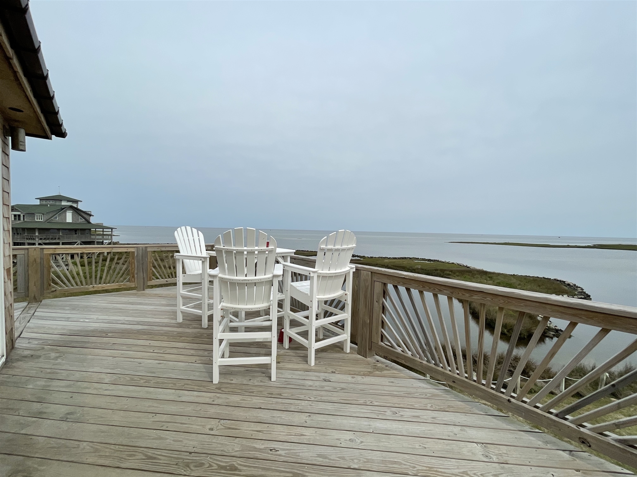 VACATION STATION Dolphin Realty, Inc.