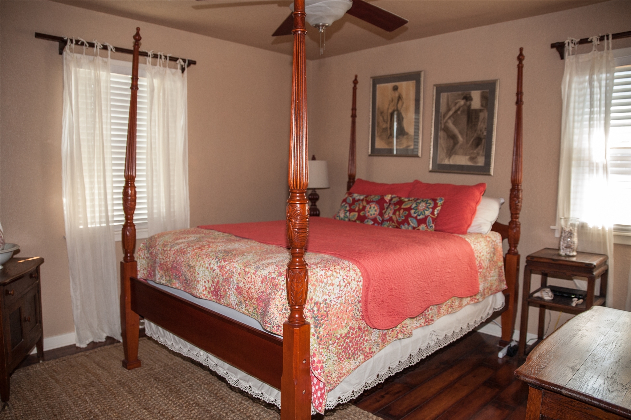 AUSTIN'S POINTE Dolphin Realty, Inc.