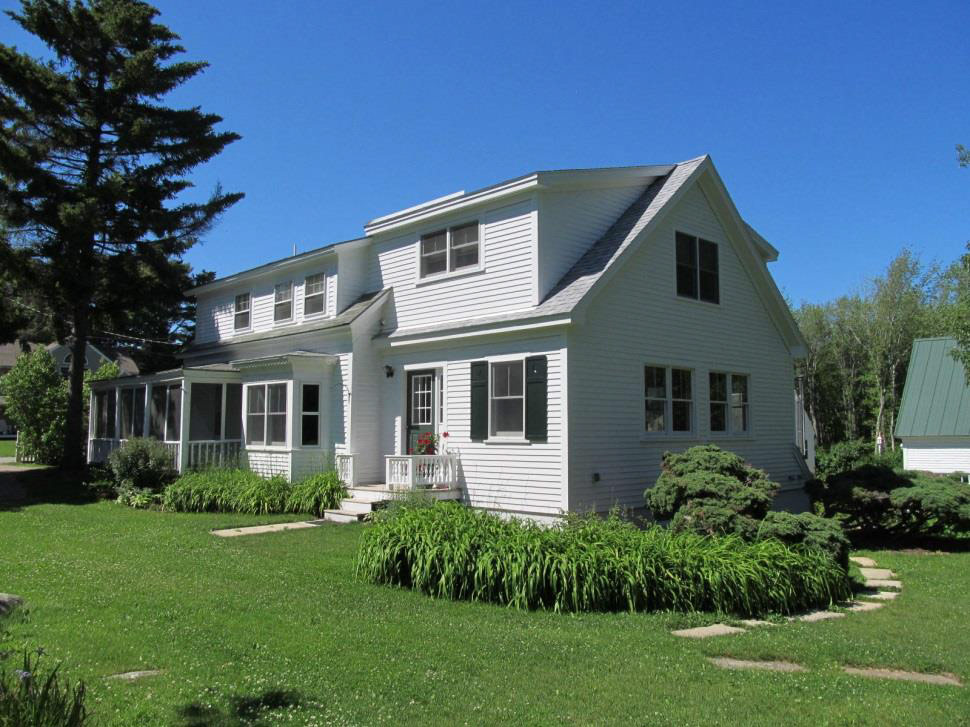 39 Mills Rd, Kennebunkport Single Family House Rentals of the