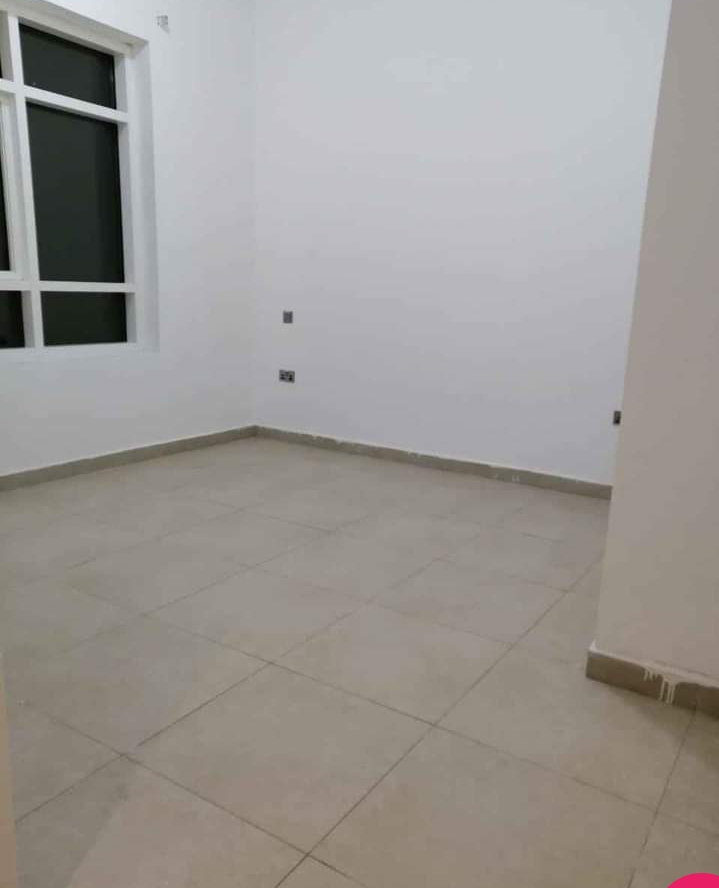 Single Room Rent in Hamdan street, Abu Dhabi