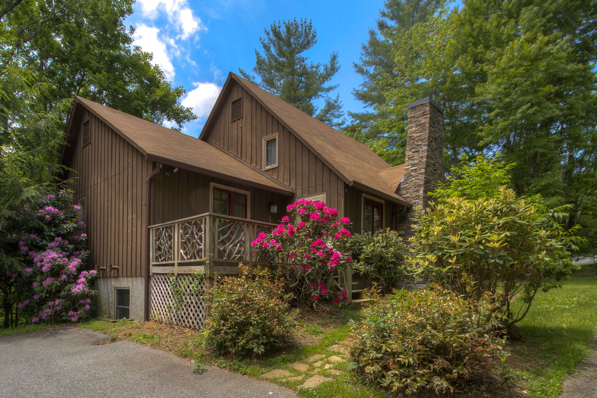 Anderson Mountain Realty Rentals at Helen Cano blog