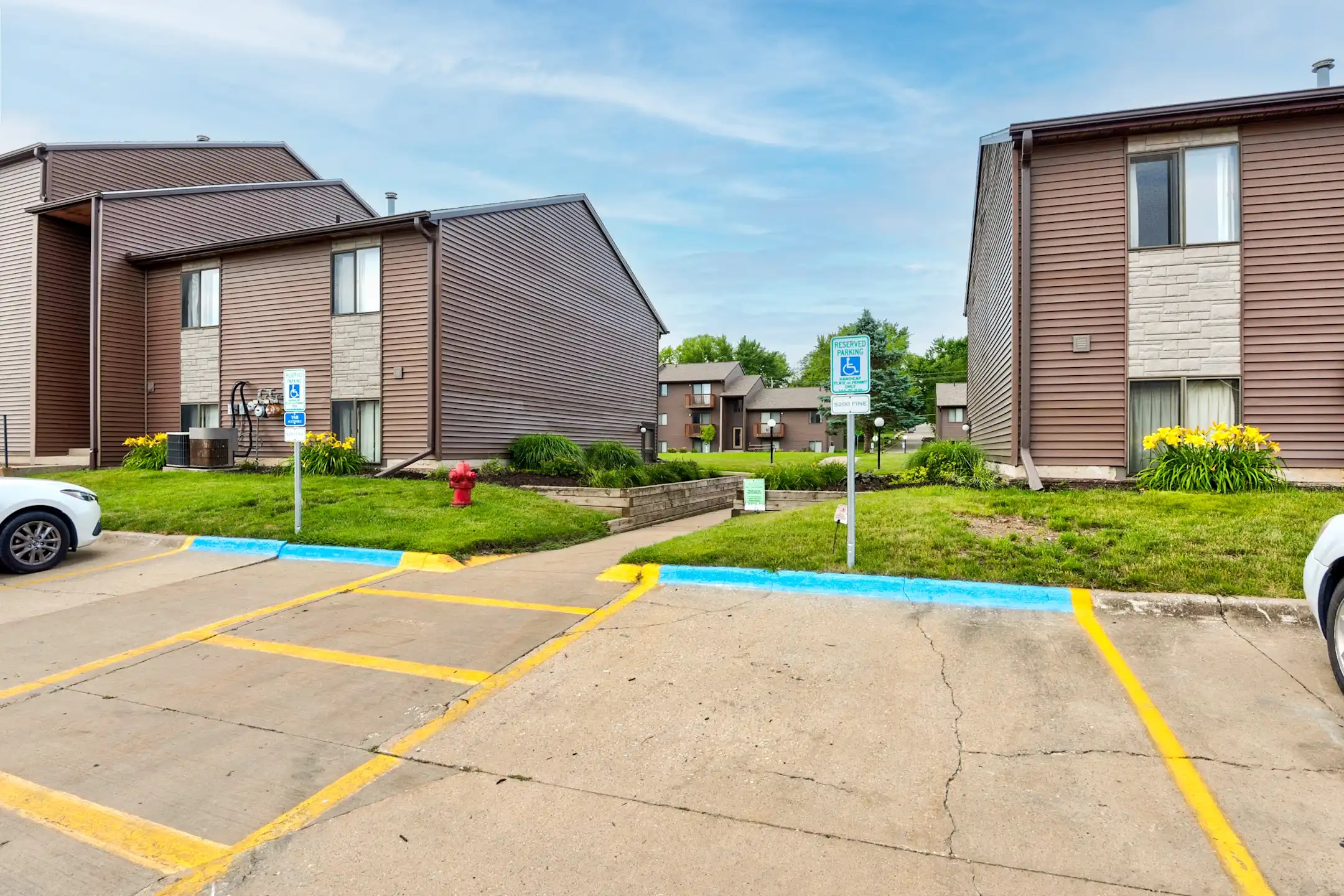 Parkside Manor Apartments Coralville, IA 52241