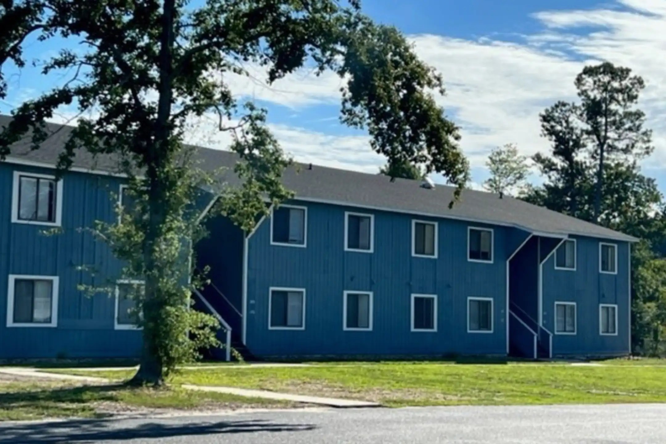 Pinecrest Village Apartments 100 Shannon Dr Rockingham, NC for Rent