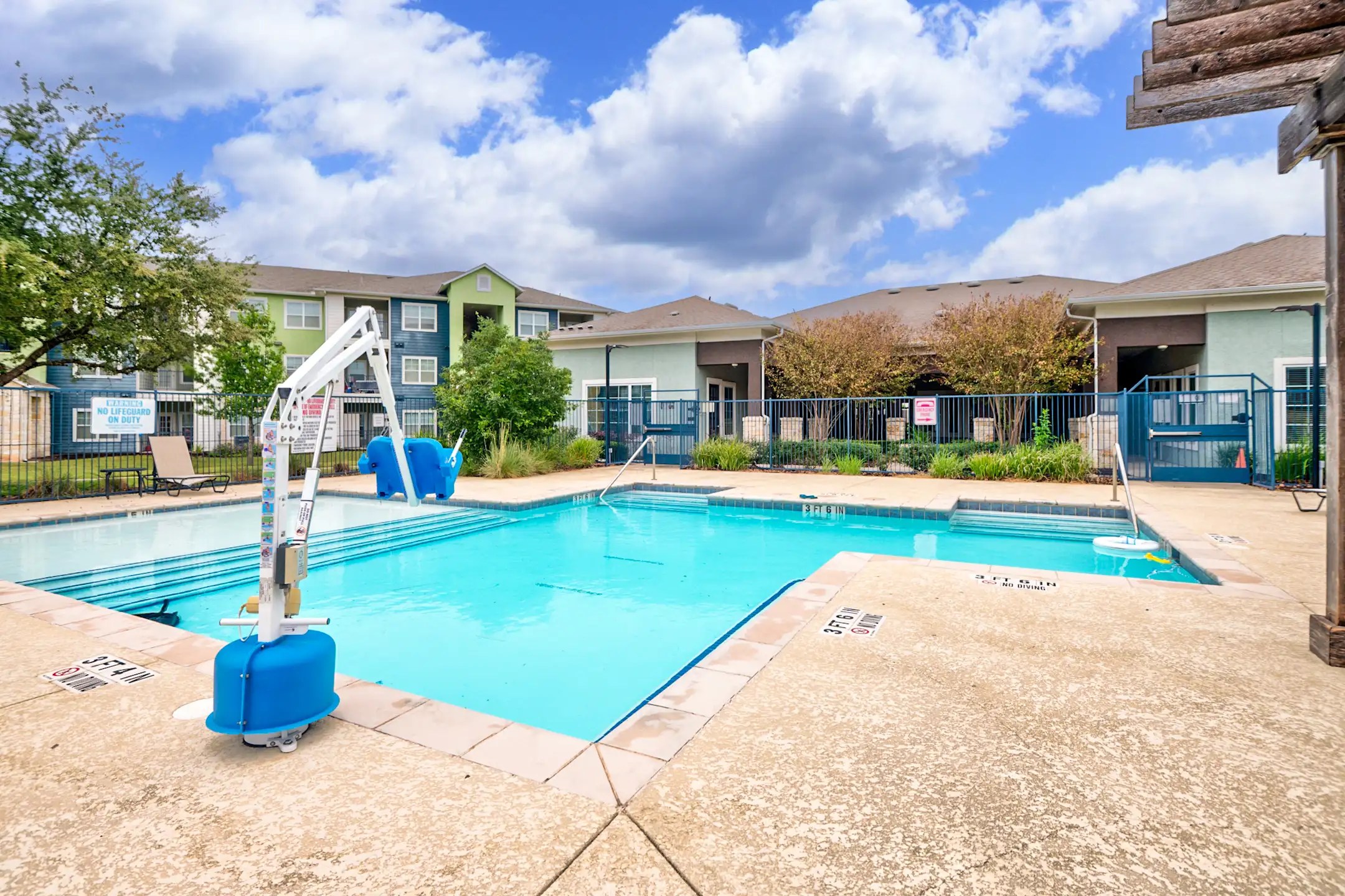 William Cannon Apartment Homes 2112 East William Cannon Dr Austin