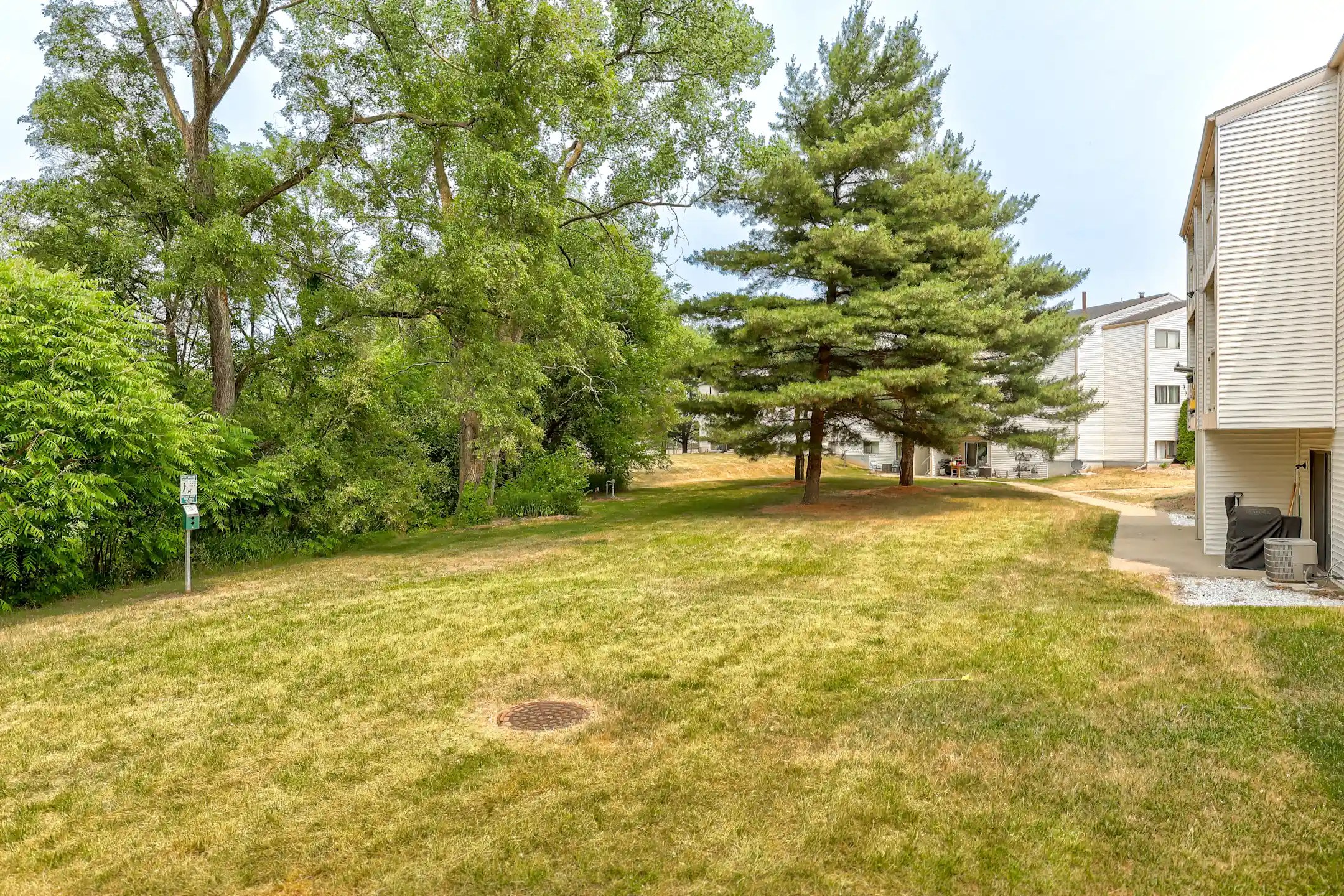 Country Knoll Apartments Apartments Plainwell, MI 49080