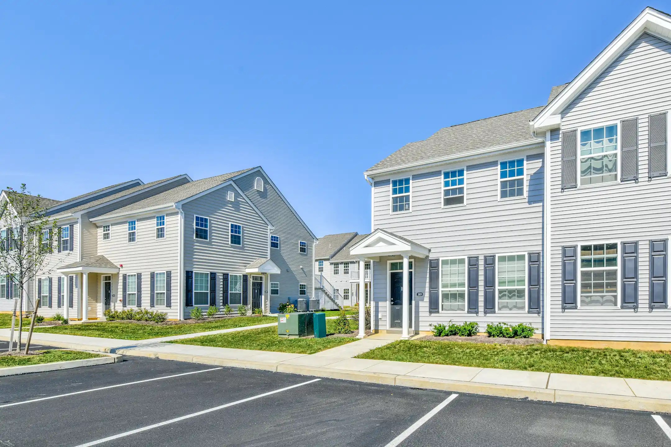 The Courts at Lime Spring Noll Drive Lancaster, PA Apartments for