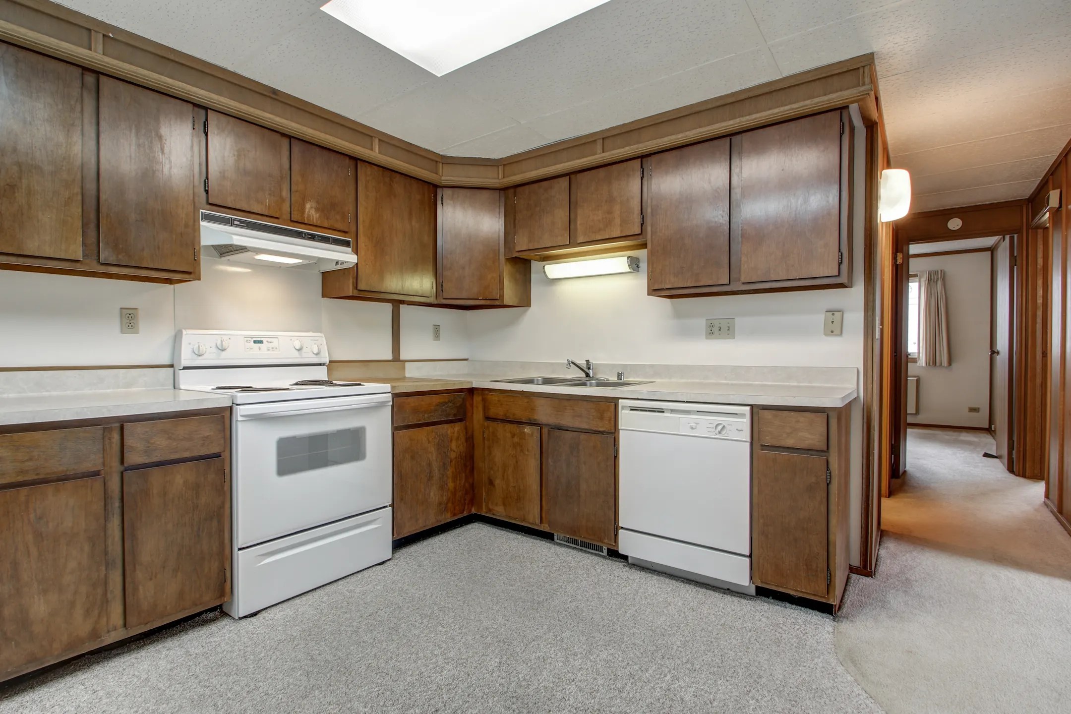 Park Ridge Apartments 6307 Labrador Rd Schofield, WI for Rent Rent.