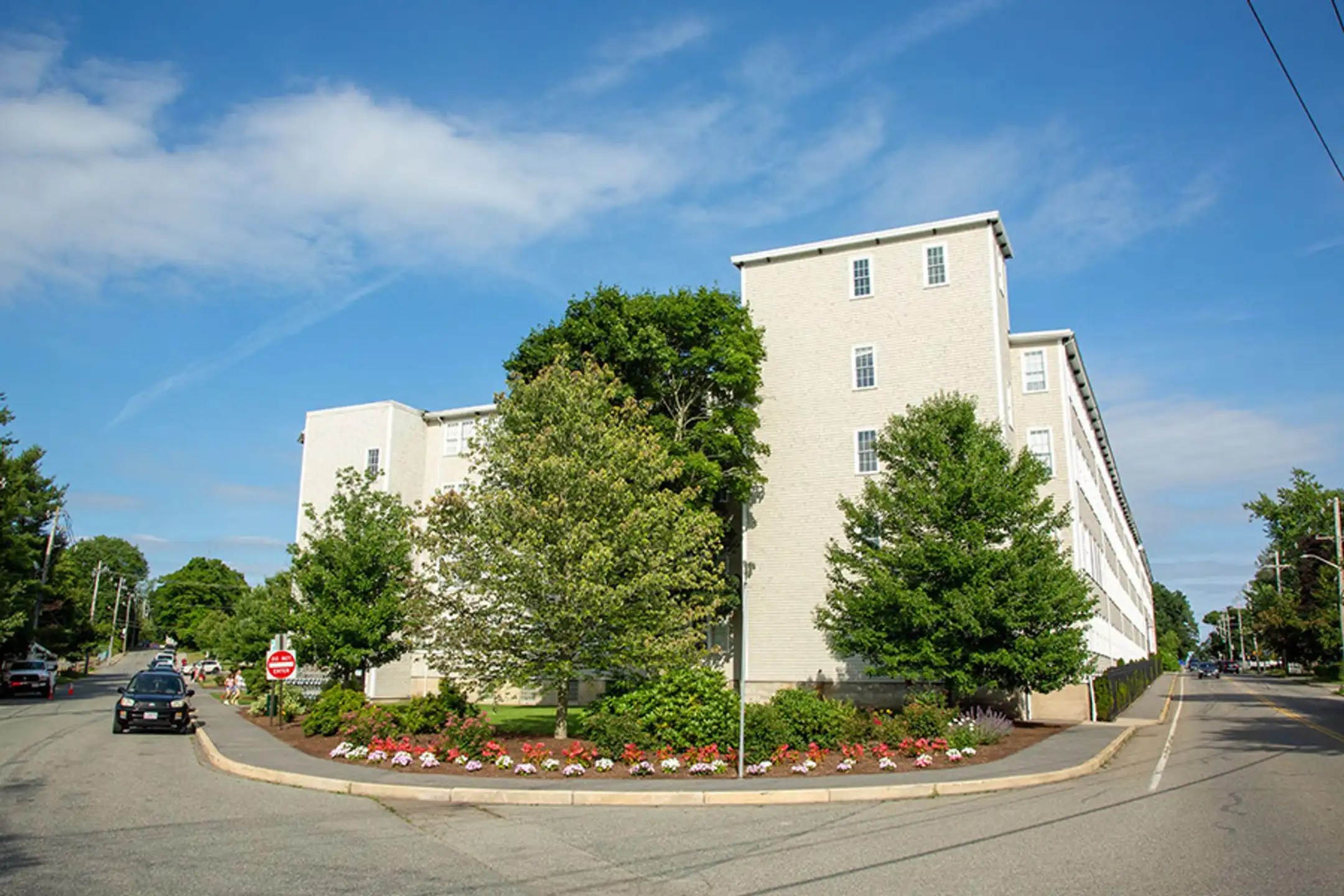 Emerson Shoe Lofts 51 Maple St Rockland, MA Apartments for Rent Rent.