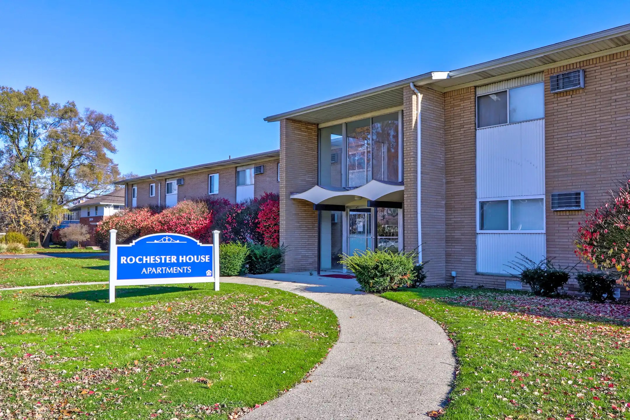 Rochester House Apartments Royal Oak, MI 48073