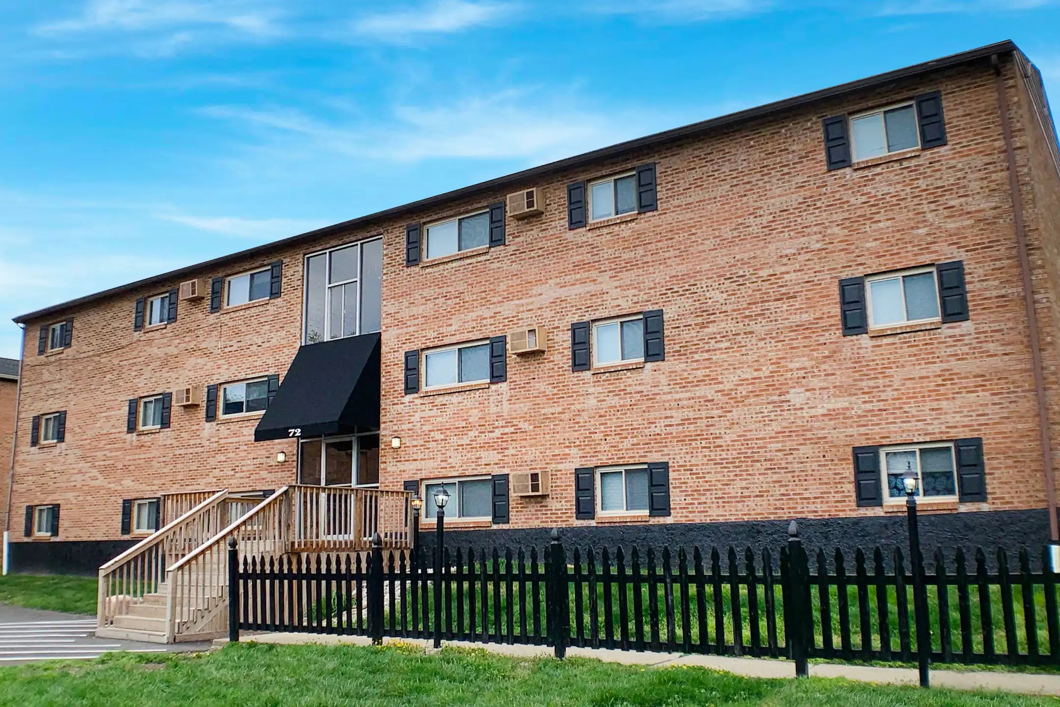 Crown Station 72 Amelia Olive Branch Rd Amelia, OH Apartments for