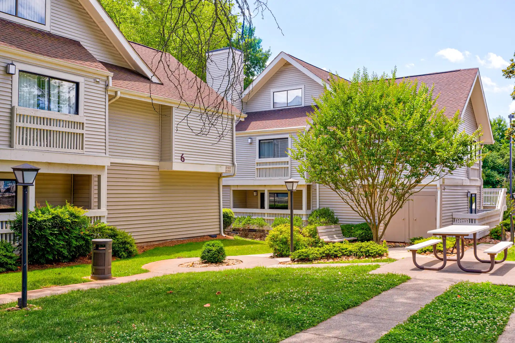 Vivo Apartments 7835 N Pointe Blvd WinstonSalem, NC for Rent Rent.