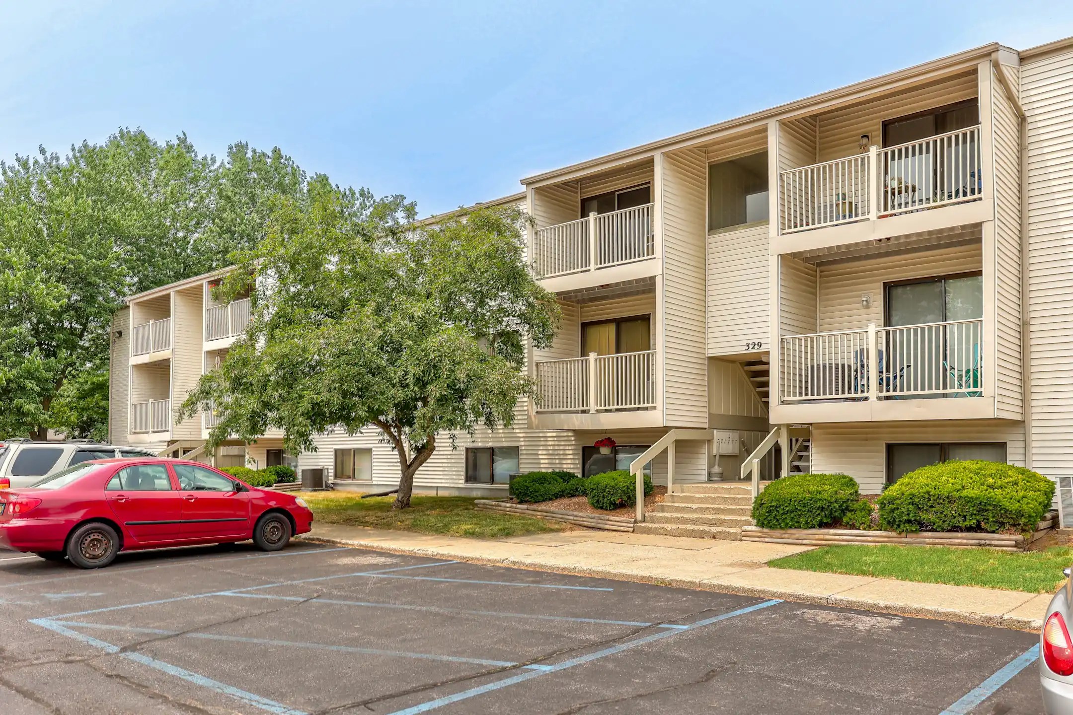 Country Knoll Apartments Apartments Plainwell, MI 49080