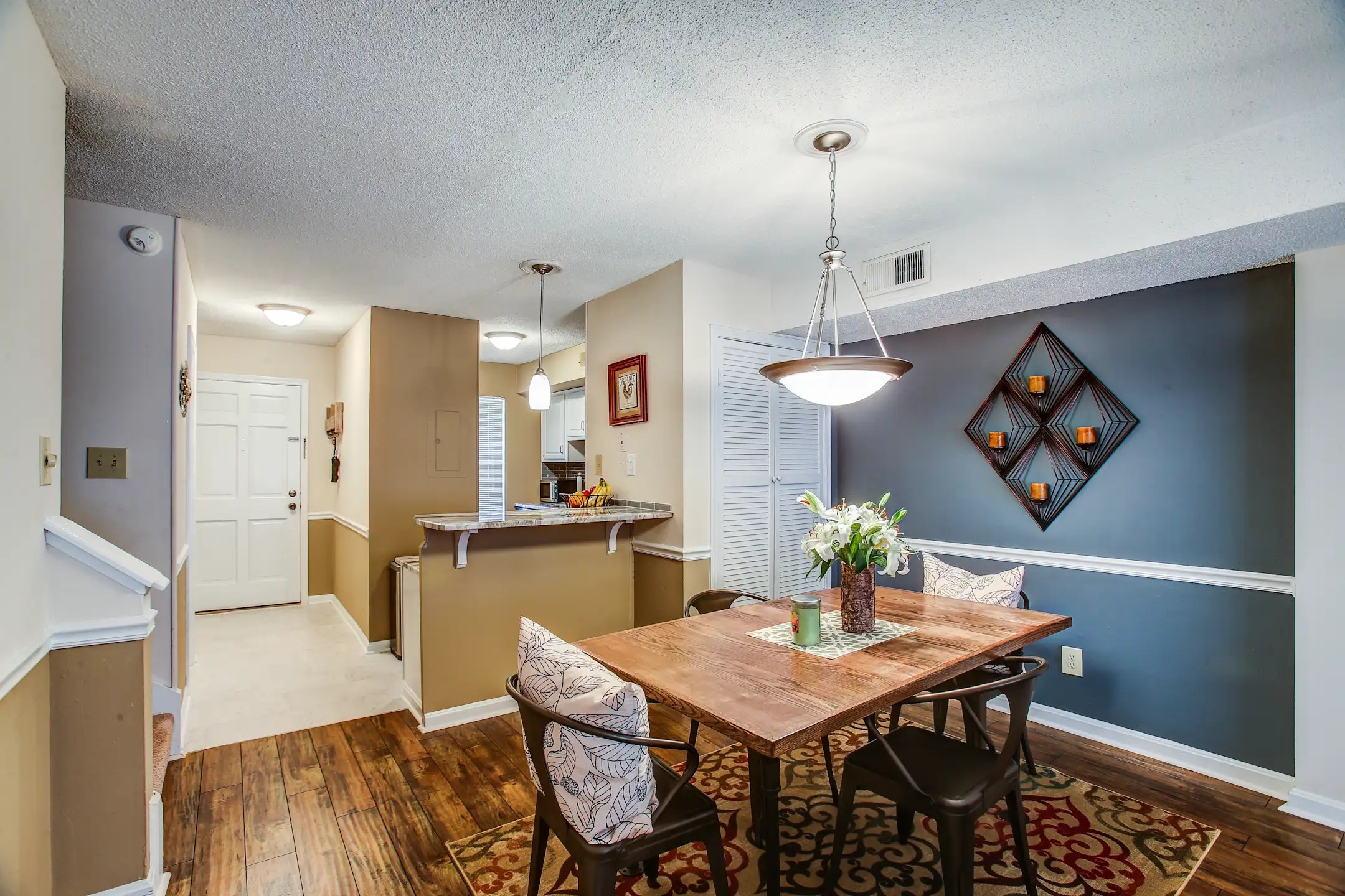 Dewberry Downs 2500 Hackberry Ln Vestavia, AL Apartments for Rent