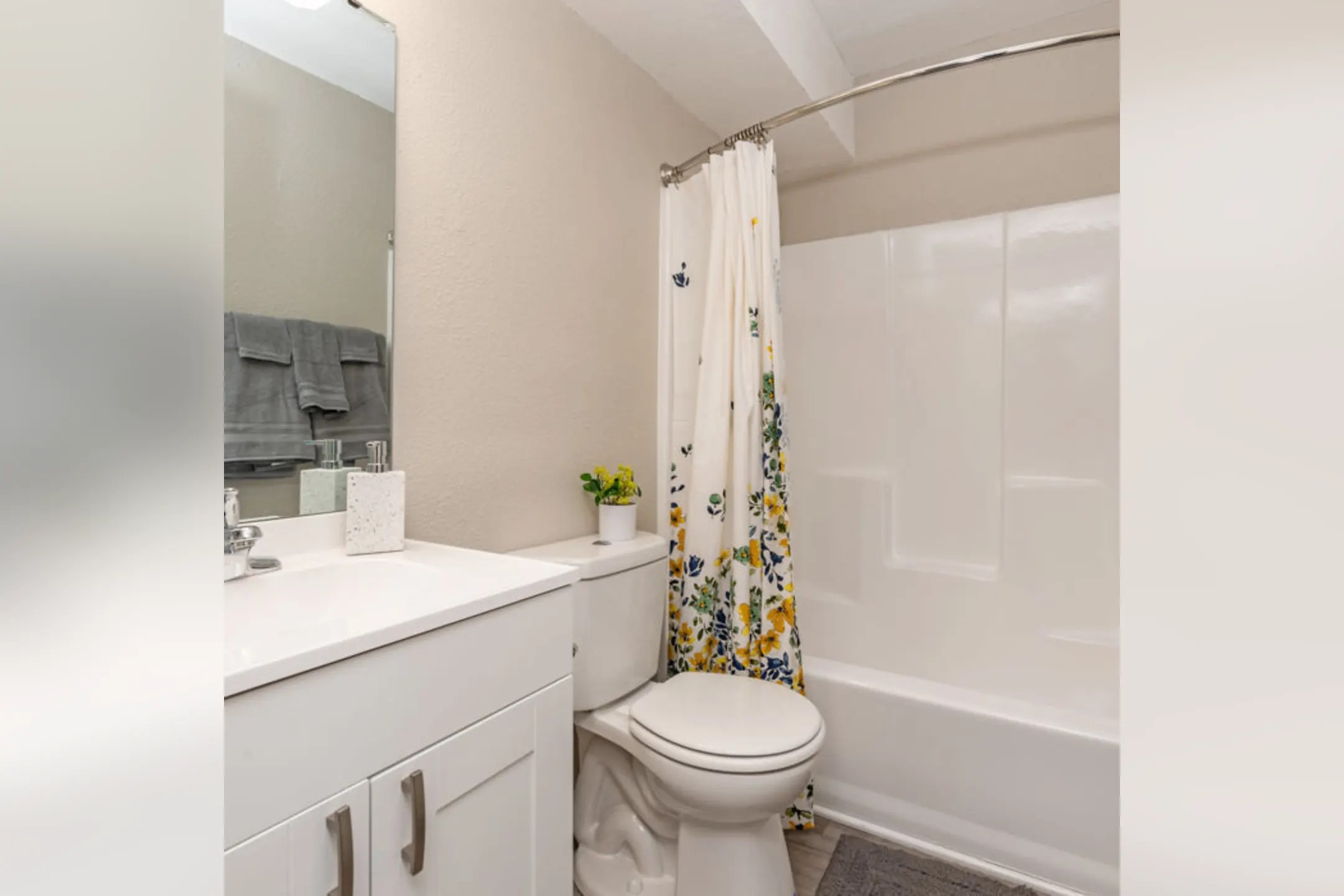 Cedar Ridge Apartments WinstonSalem, NC 27107