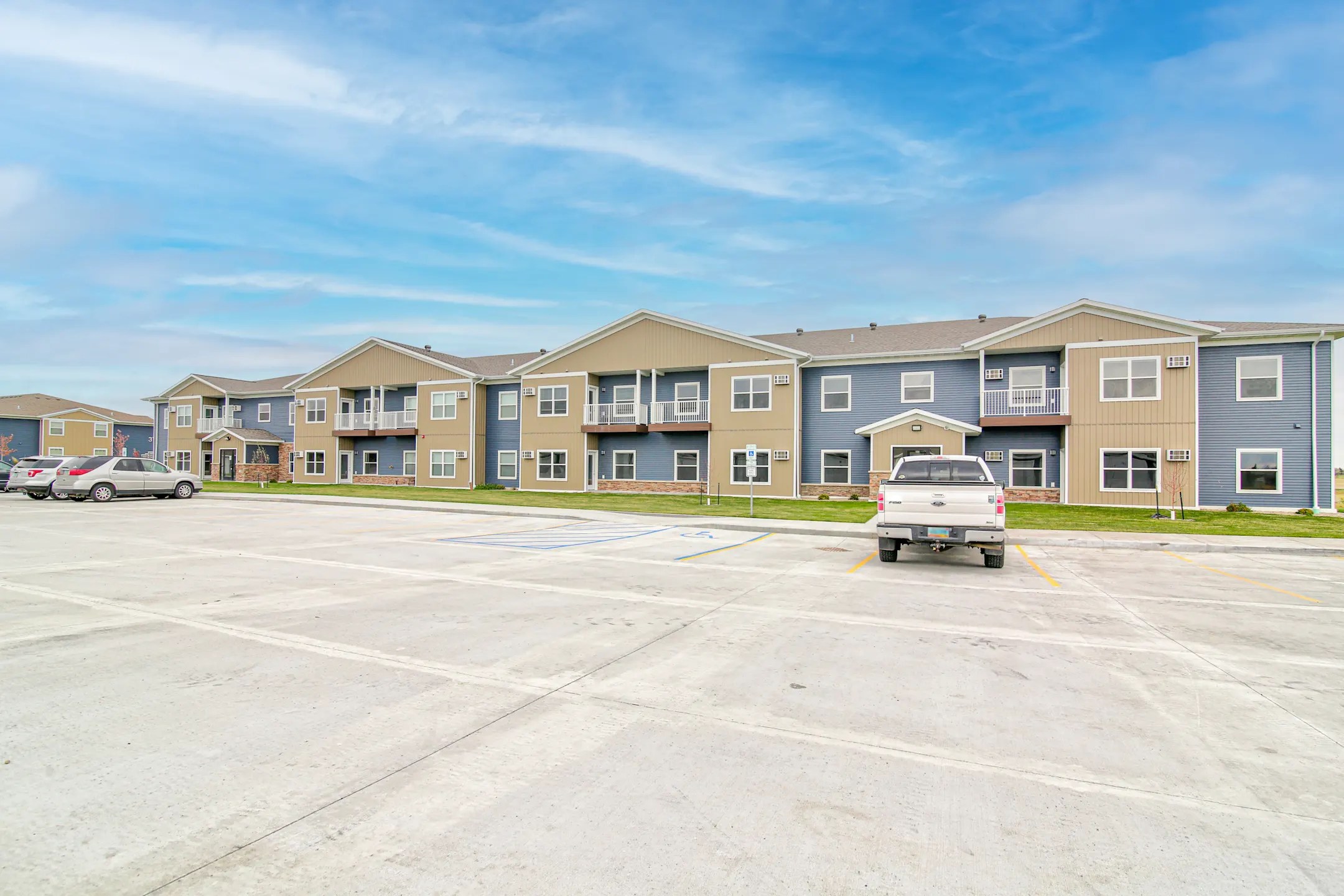 Lakeland Court Apartments Devils Lake, ND 58301