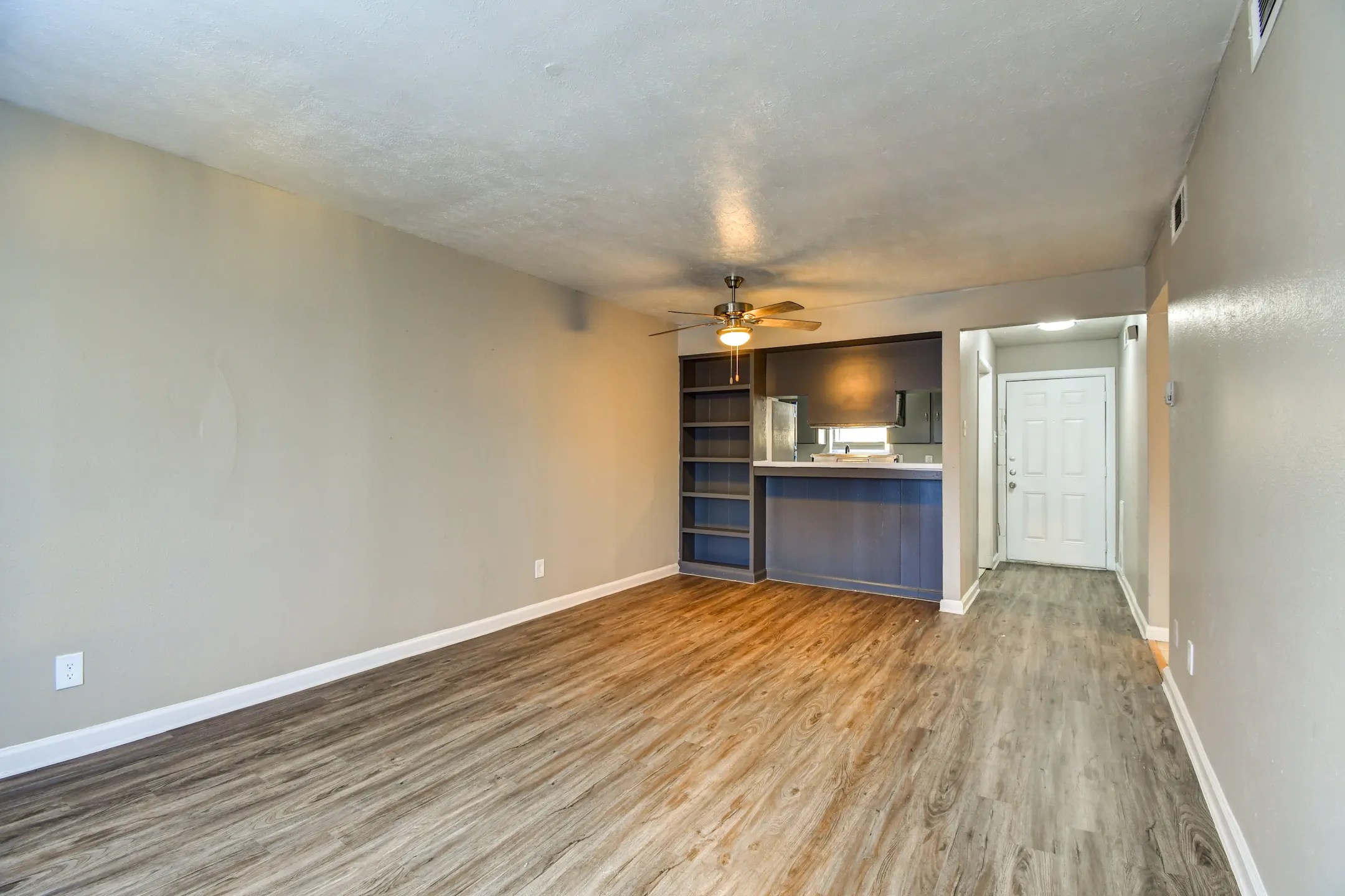 Sunrise & Willowbend Apartments Irving, TX 75060