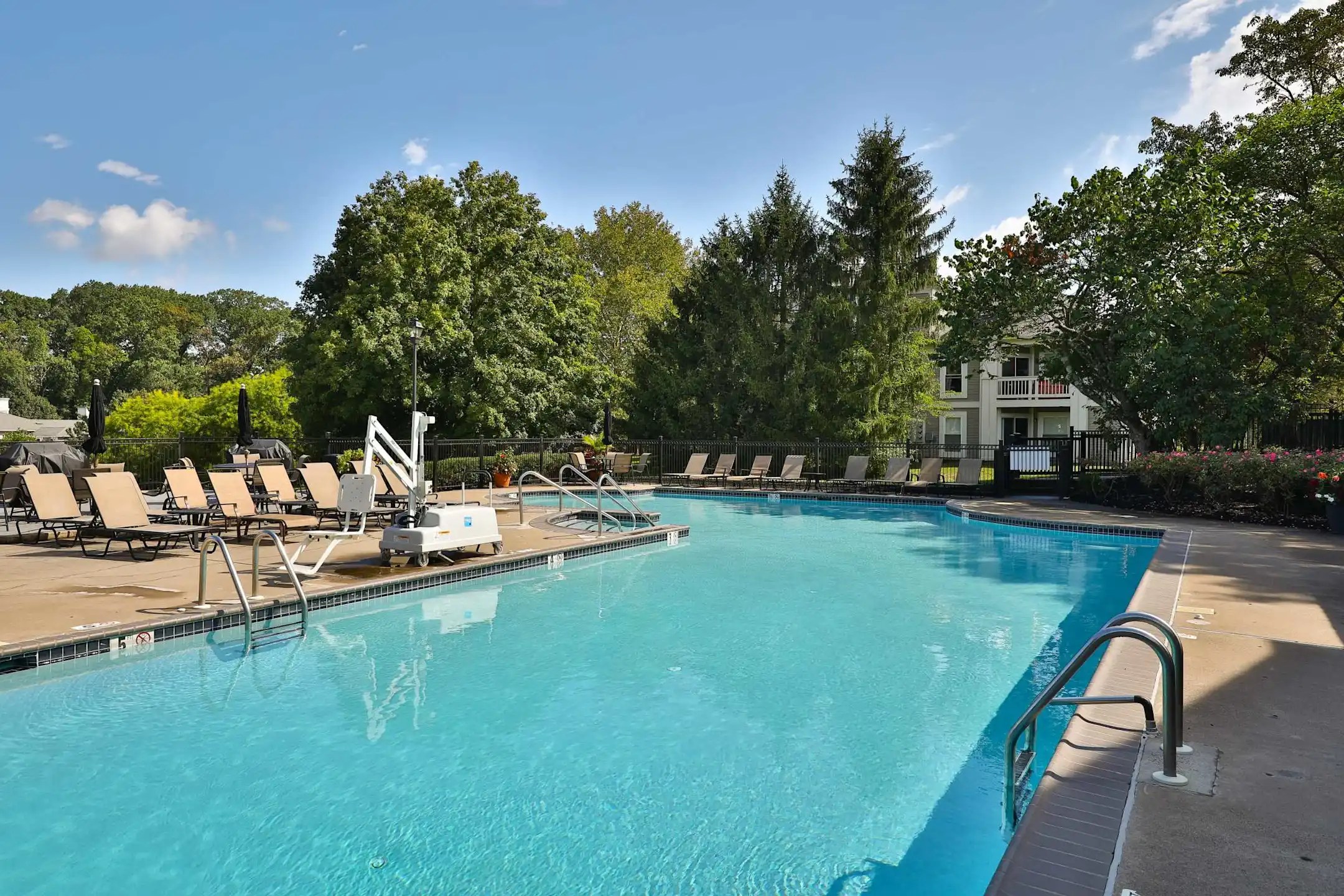 Stonington Farm Apartments 150 Commons Way Doylestown, PA for Rent