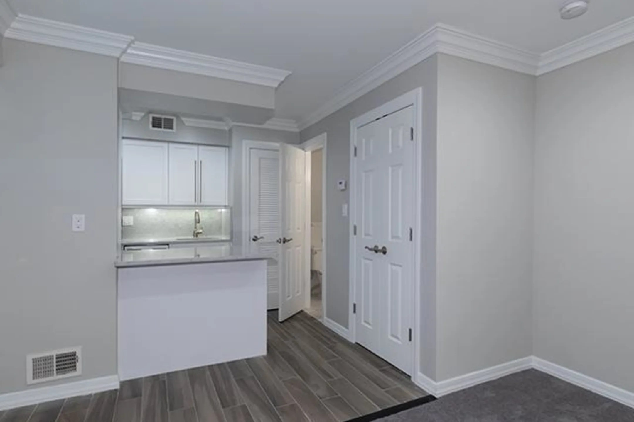 Fairfield Jericho Townhomes 110 Westwood Drive Westbury, NY