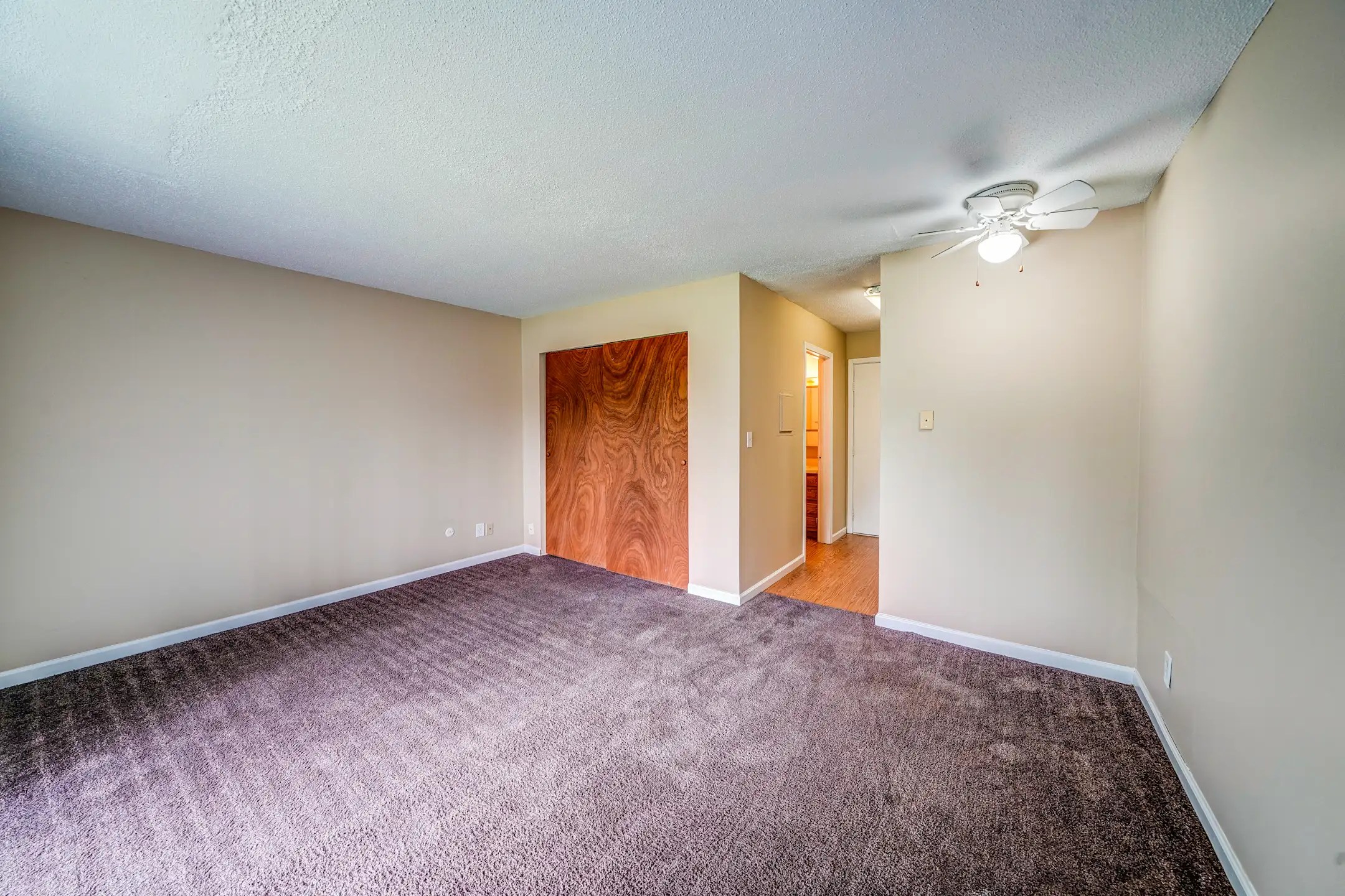 Bloomfield Apartments Apartments Columbus, IN 47203