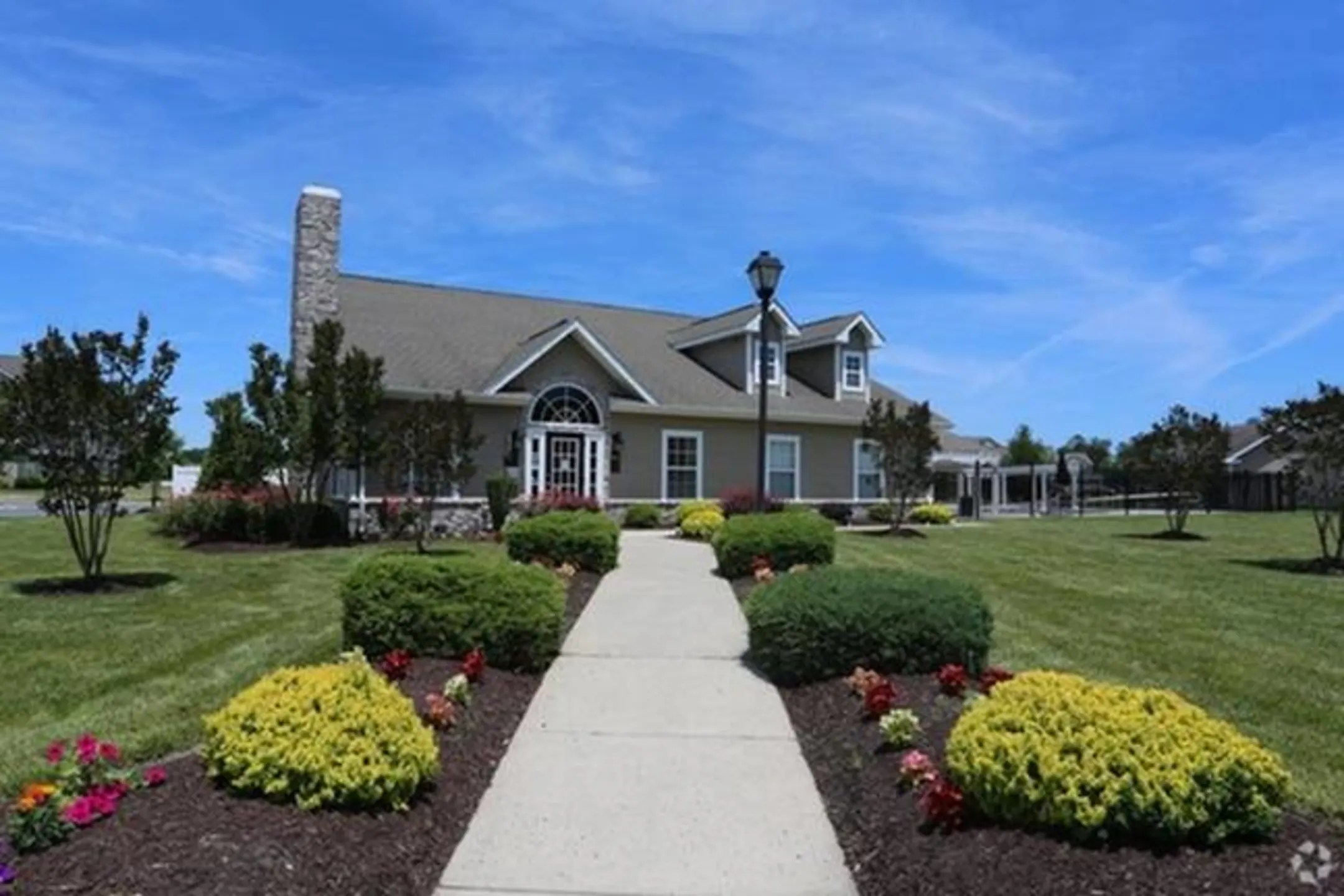 Ponds Edge Apartments Apartments Delmar, MD 21875