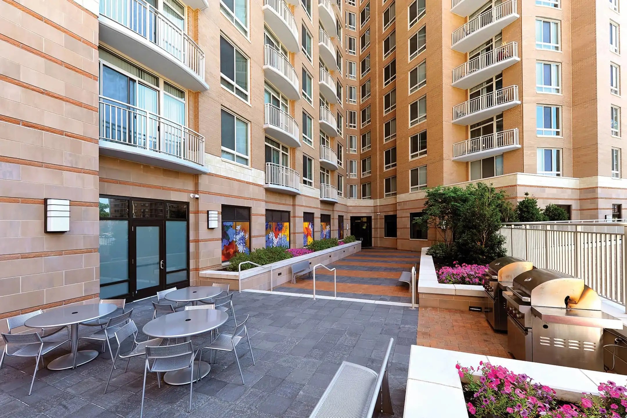 1200 East West 1200 E West Hwy Silver Spring, MD Apartments for