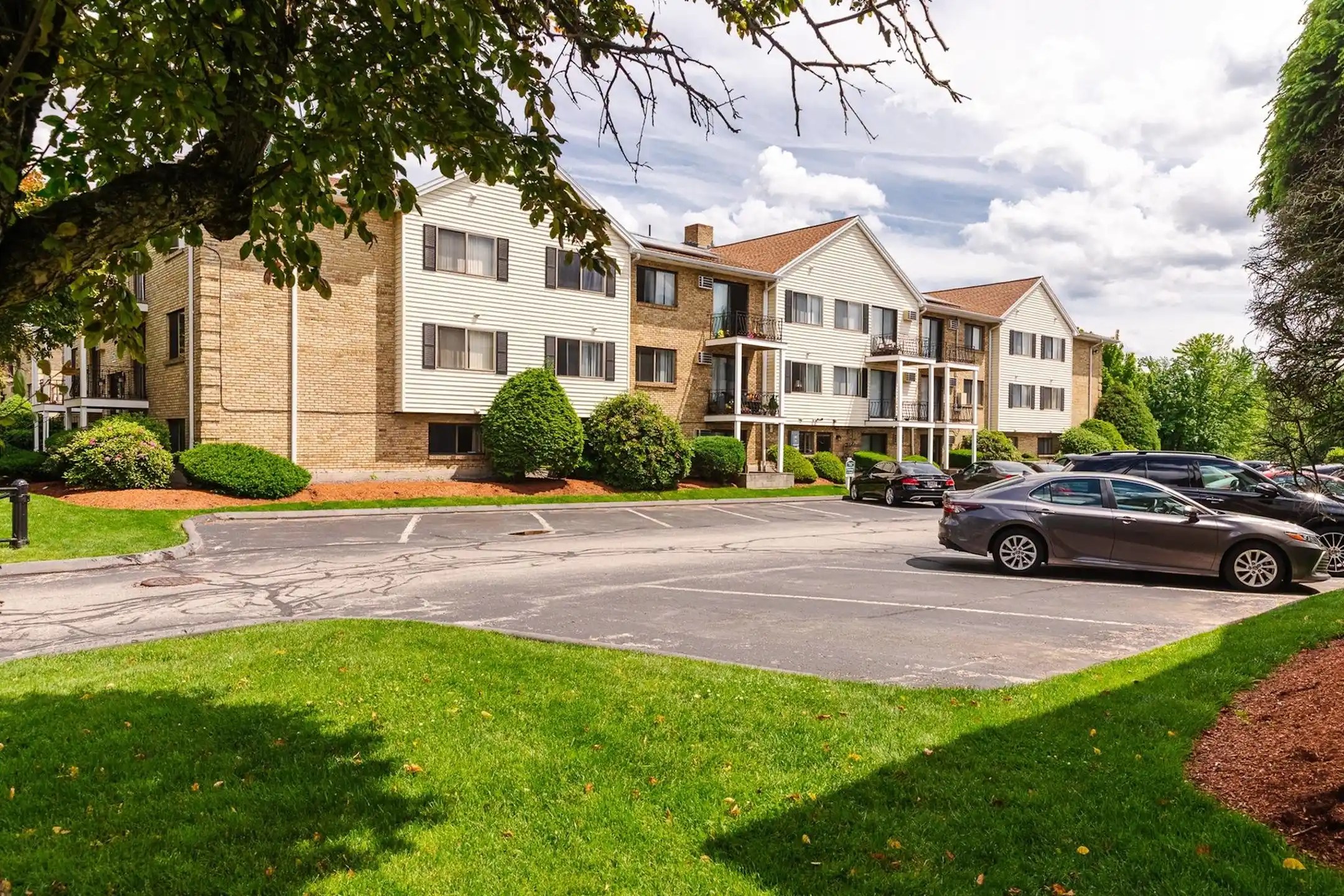 Princeton Park Apartments Lowell, MA 01851