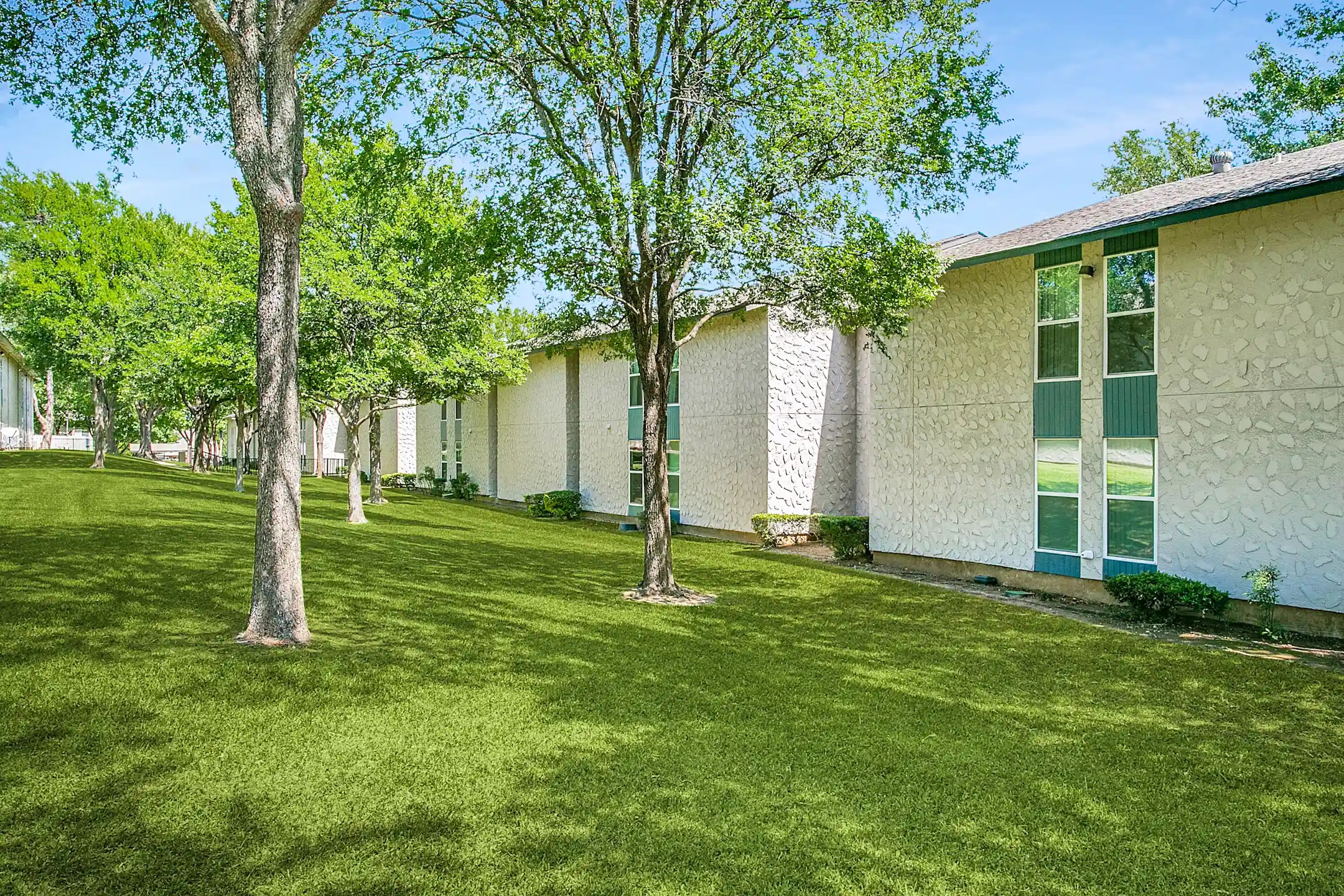 Spring Valley 807 S Main St Euless, TX Apartments for Rent Rent.