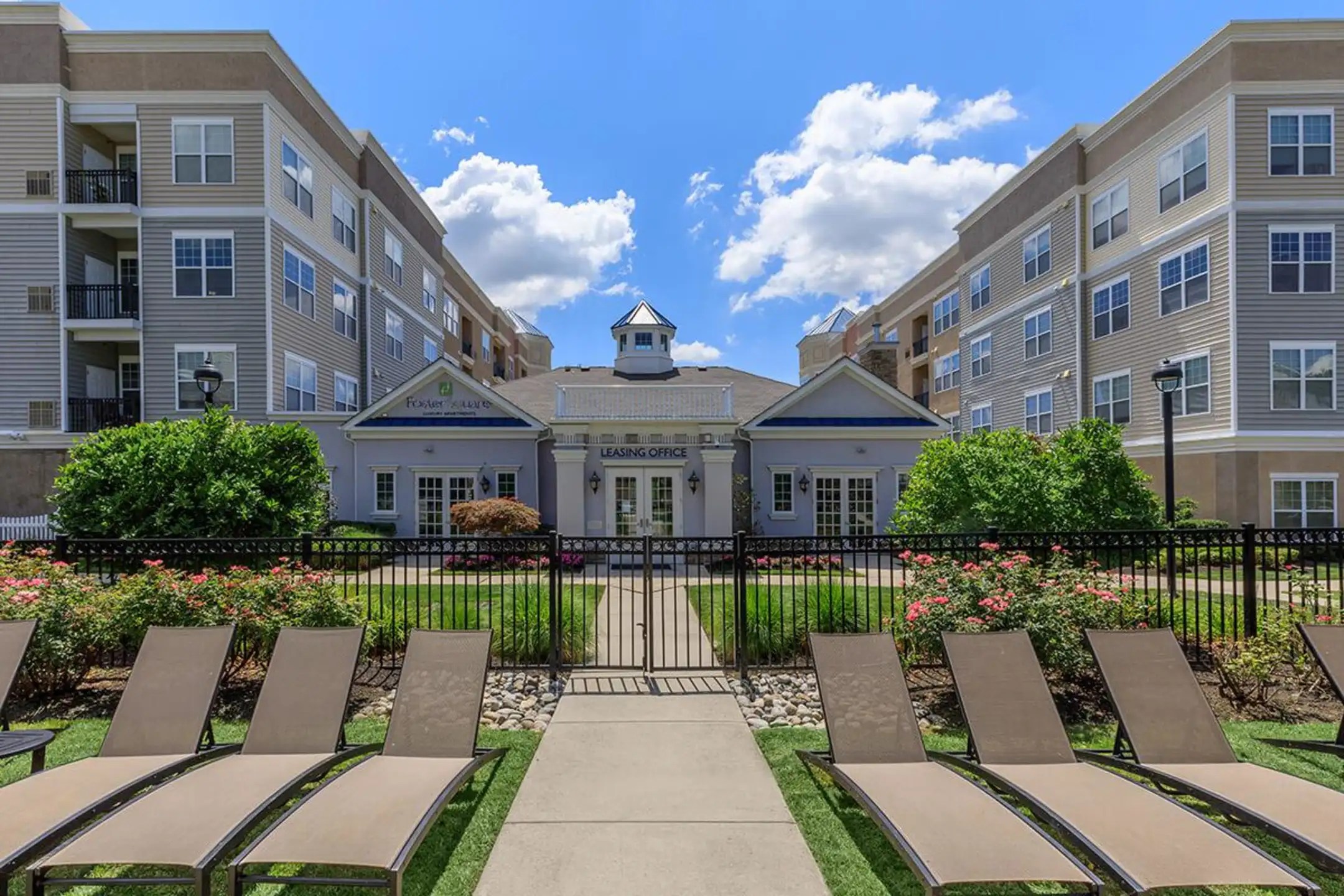 Foster Square 10000 Town Center Blvd Voorhees, NJ Apartments for